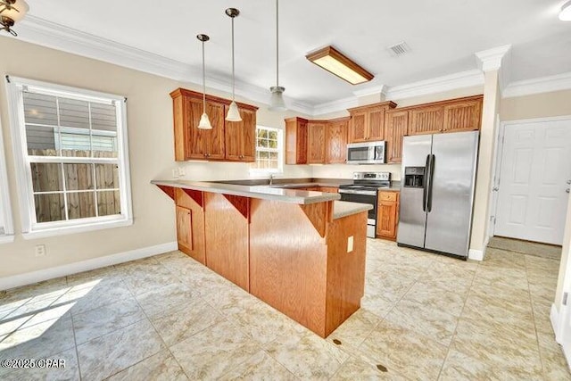 kitchen with a kitchen bar, kitchen peninsula, stainless steel appliances, hanging light fixtures, and ornamental molding