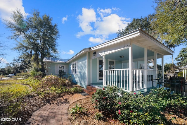 view of front of home with covered porch