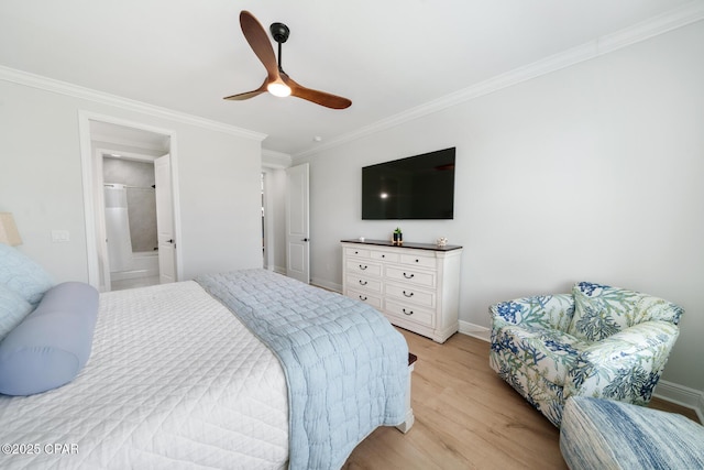 bedroom featuring crown molding, light hardwood / wood-style floors, and ceiling fan