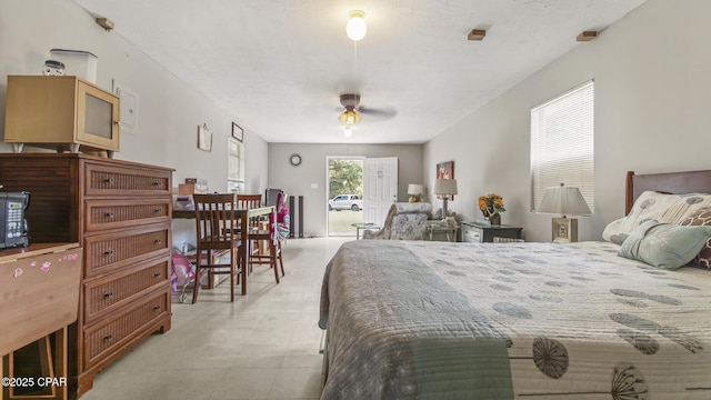 bedroom with ceiling fan