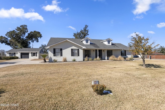 view of front of home with a front lawn