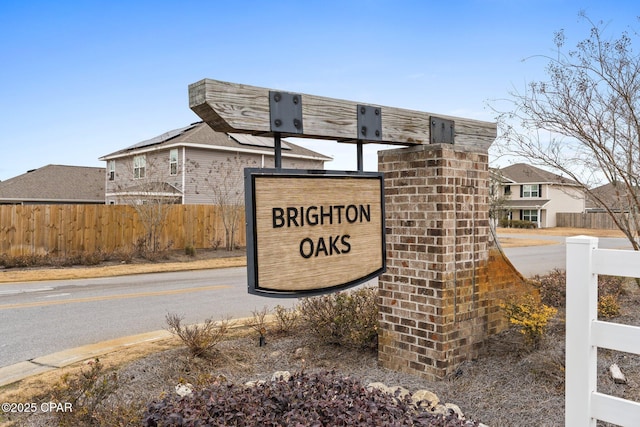 view of community / neighborhood sign