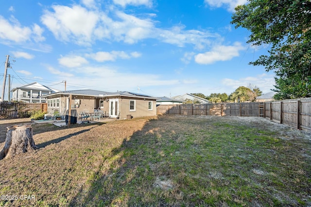 view of yard with a patio area