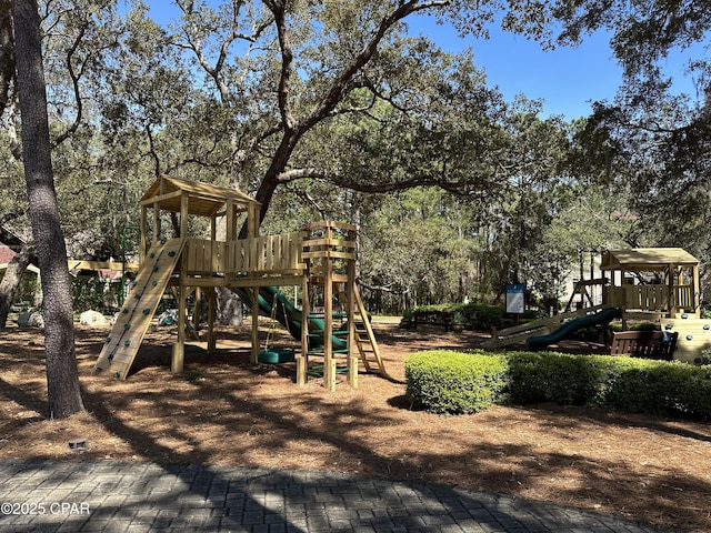 22207 Fox Glenn Trce, Panama City Beach, FL 32413 - community jungle gym featuring view of wooded area