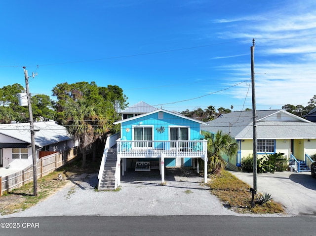 view of front facade featuring a carport