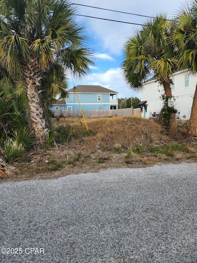 Listing photo 3 for 20300 First Ave, Panama City Beach FL 32413