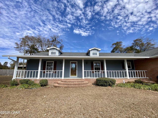 view of front facade with covered porch