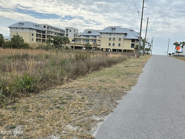 Listing photo 3 for 110 14th St, Mexico Beach FL 32456