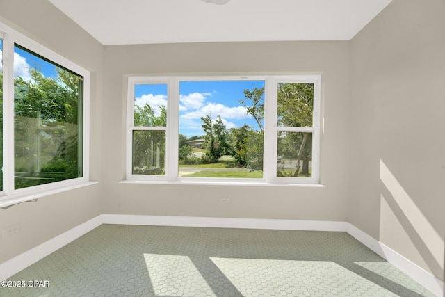 view of unfurnished sunroom