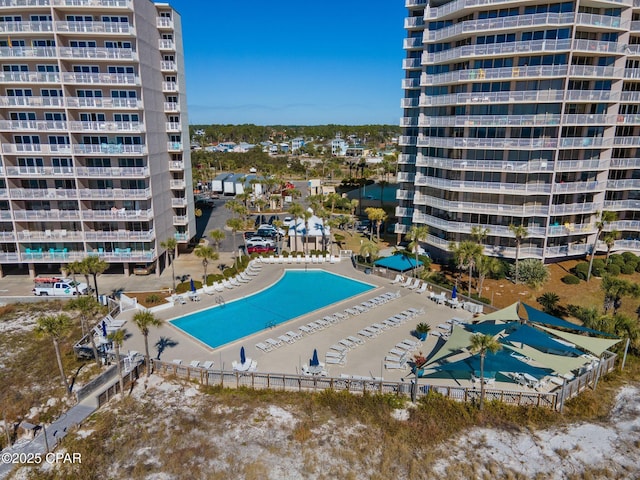 view of swimming pool