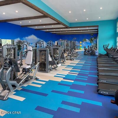 workout area featuring recessed lighting