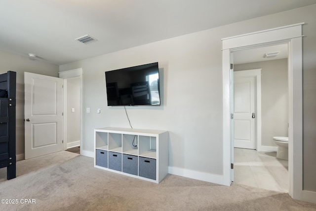 unfurnished bedroom featuring carpet flooring