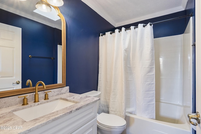 bathroom featuring toilet, vanity, crown molding, and shower / tub combo with curtain