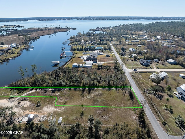 Listing photo 2 for 7210 Bay Crest Rd, Panama City FL 32409