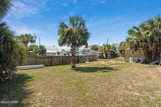 view of yard featuring a fenced backyard