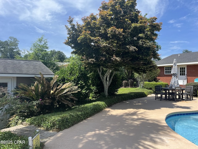 3368 Bevia Rd, Marianna, FL 32446 - outdoor pool featuring a patio area and outdoor dining area