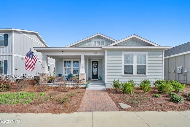 view of front of house featuring a porch