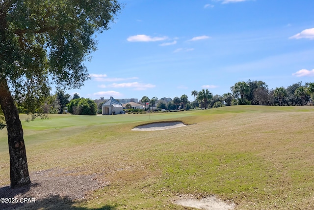 view of yard with golf course view