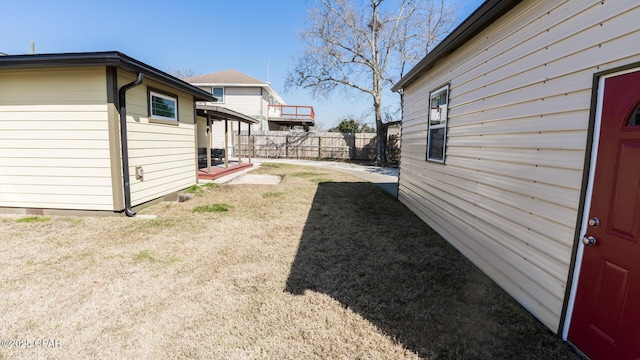 view of yard featuring fence