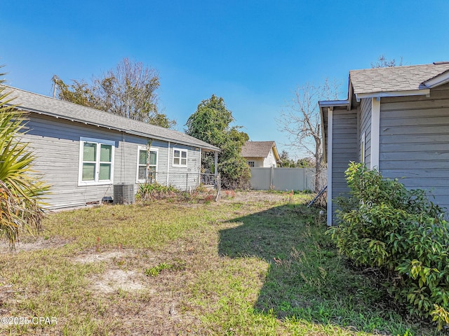 view of yard featuring fence