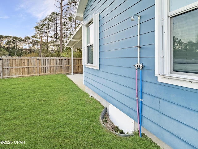 view of yard featuring fence