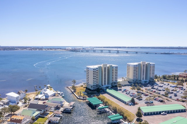 bird's eye view featuring a water view