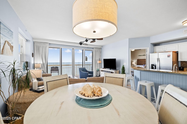 dining space featuring visible vents