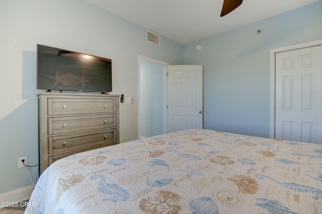 9860 S Thomas Dr Unit 1426, Panama City Beach, FL 32408 - bedroom featuring baseboards, a ceiling fan, and vaulted ceiling