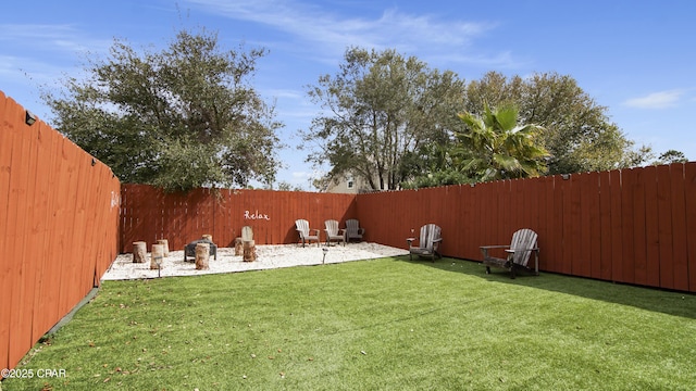 view of yard featuring a fenced backyard