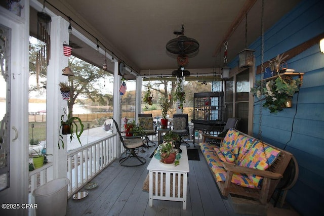 deck with a ceiling fan