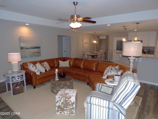 living room with recessed lighting, baseboards, wood finished floors, and ceiling fan