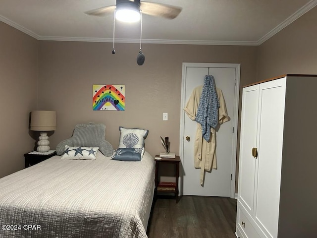 603 W Kansas Ave, Bonifay, FL 32425 - bedroom with dark wood-type flooring, ornamental molding, and a ceiling fan