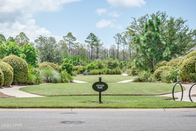 117 Cedar Hammock Ln, Panama City Beach, FL 32407 - surrounding community with a yard