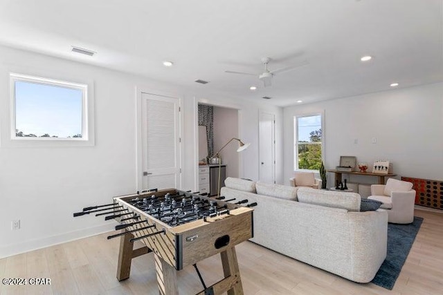 17 Woodland Dr, Santa Rosa Beach, FL 32459 - game room with visible vents, baseboards, ceiling fan, recessed lighting, and light wood-type flooring