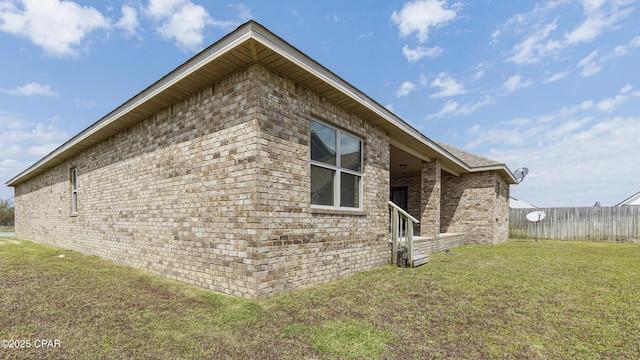 221 S Shoreview Dr, Panama City, FL 32404 - view of side of home with brick siding