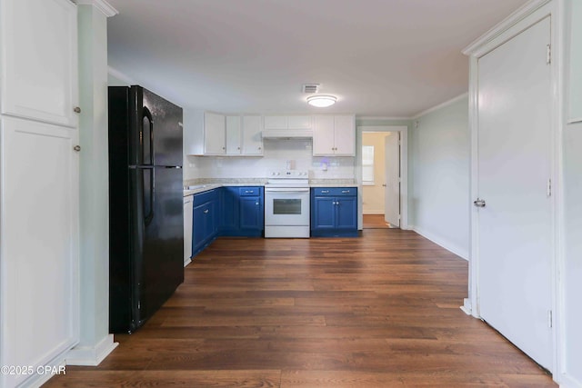 911 Indiana Ave, Lynn Haven, FL 32444 - kitchen featuring blue cabinetry, white appliances, light countertops, crown molding, and dark wood finished floors