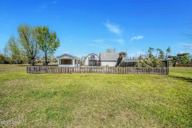 view of yard featuring a fenced front yard