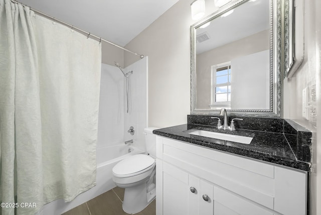 full bath featuring shower / bath combination with curtain, toilet, vanity, and visible vents