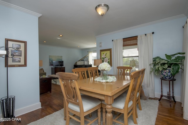 106 N Cove Blvd, Panama City, FL 32401 - dining space with ornamental molding, wood finished floors, baseboards, and recessed lighting