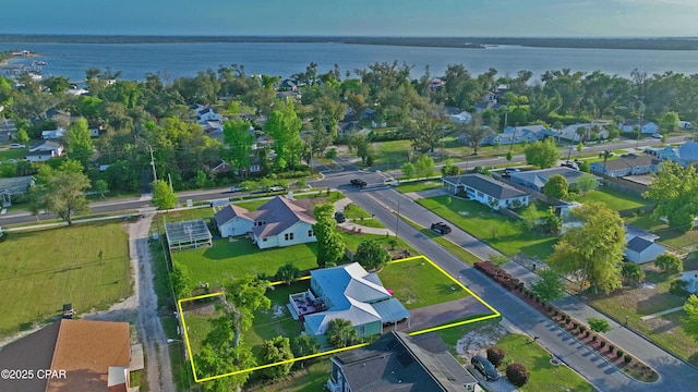 106 N Cove Blvd, Panama City, FL 32401 - aerial view of residential area featuring property parcel outlined and a large body of water