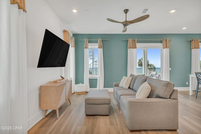 13643 Front Beach Rd, Panama City Beach, FL 32413 - living room featuring ceiling fan, light wood-style floors, and recessed lighting