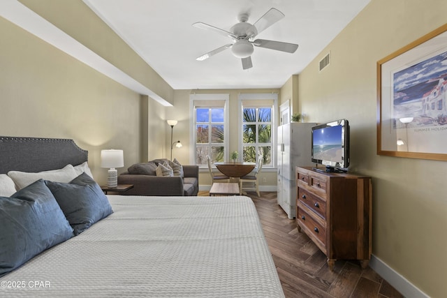 9300 Baytowne Wharf Blvd Unit 528/530, Miramar Beach, FL 32550 - bedroom with baseboards and a ceiling fan