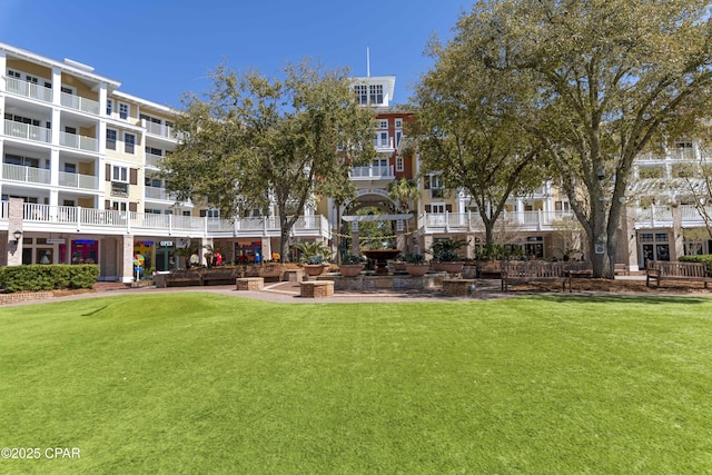 9300 Baytowne Wharf Blvd Unit 528/530, Miramar Beach, FL 32550 - view of community featuring a lawn