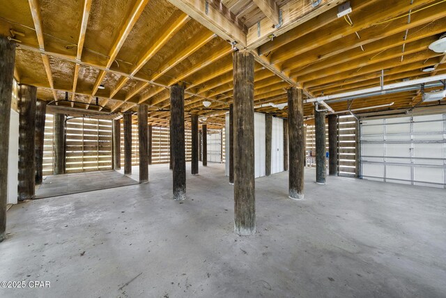 205 Mallard Ln, Santa Rosa Beach, FL 32459 - view of garage