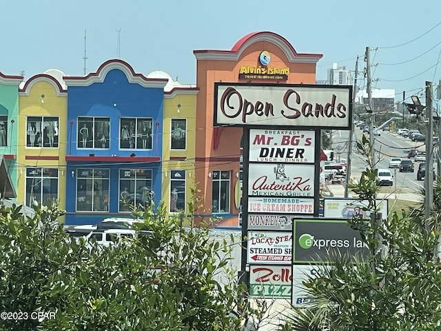 view of exterior details