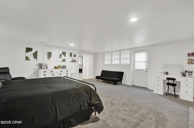 bedroom featuring visible vents, carpet, and recessed lighting