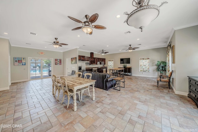 dining space with visible vents, recessed lighting, baseboards, and ceiling fan