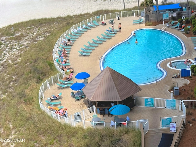 pool with fence