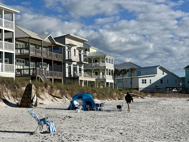 view of surrounding community
