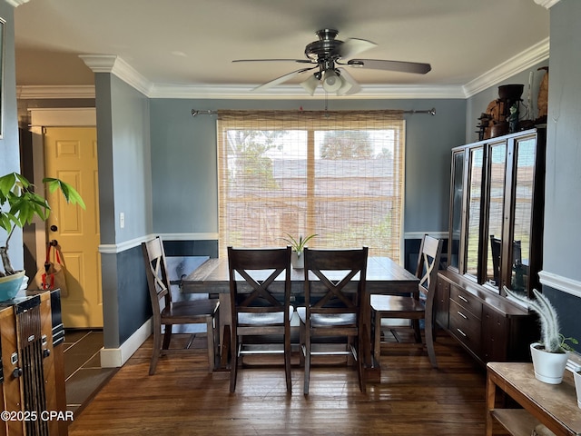 3906 W 24th Ct, Panama City, FL 32405 - dining room featuring crown molding, a ceiling fan, and hardwood / wood-style flooring